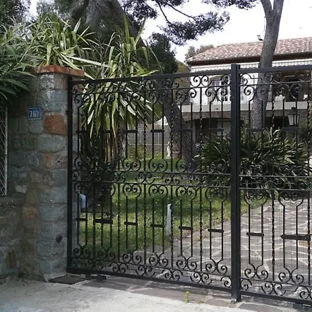 Ferienhaus Le La Licorne *